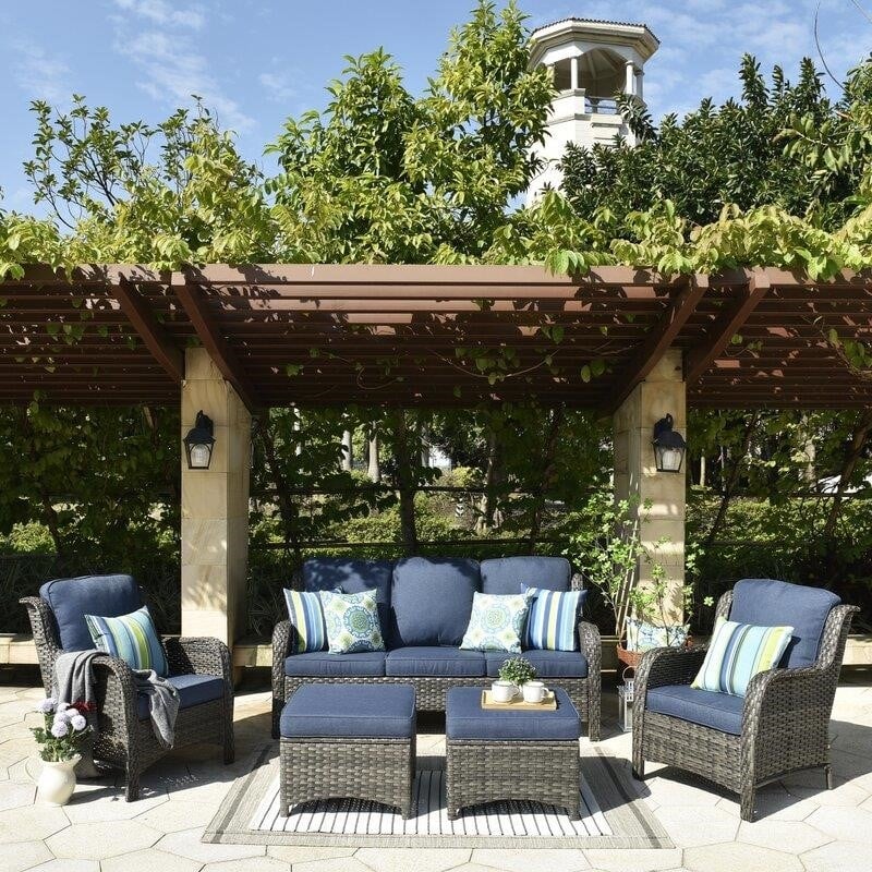 0a73cee3014f2c36cf49944bc5186e8d5b58d6ea1e0f69a9052689694a98d891 Latimer Wicker/rattan 5-osobowy Seating Group z Cushions