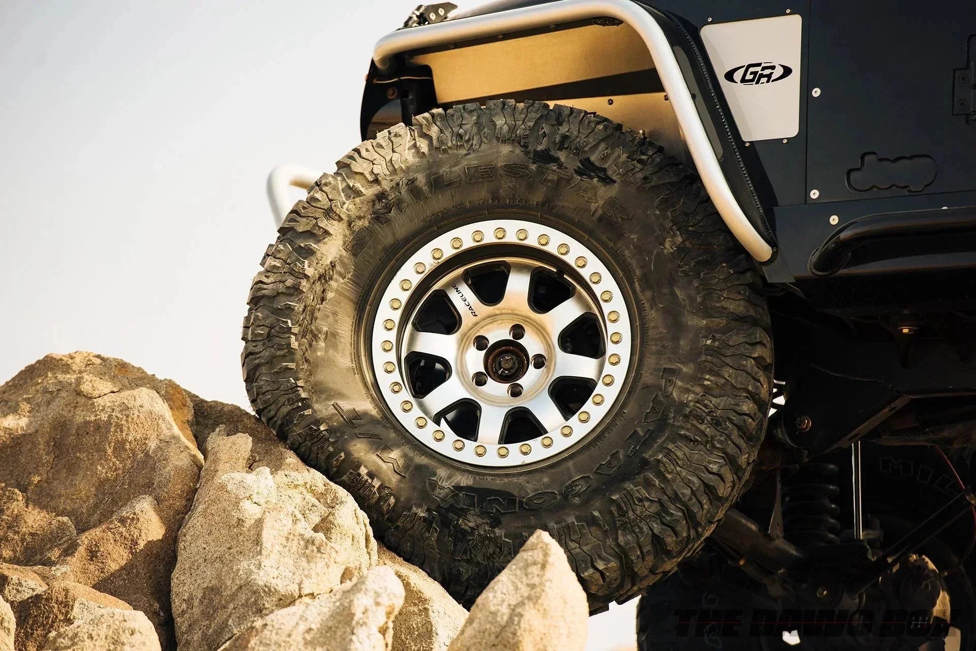 1787544946_MbanZZB0 33X12.50R17 Lrd 6PLY Rated M/t Mud-terrain opona