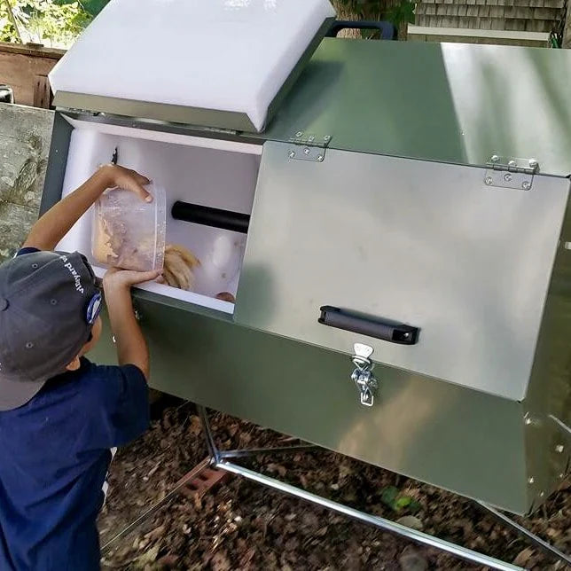 1787585300_VmDnyWPm Bin, 70 galon Tumbling Compost, Tumbler