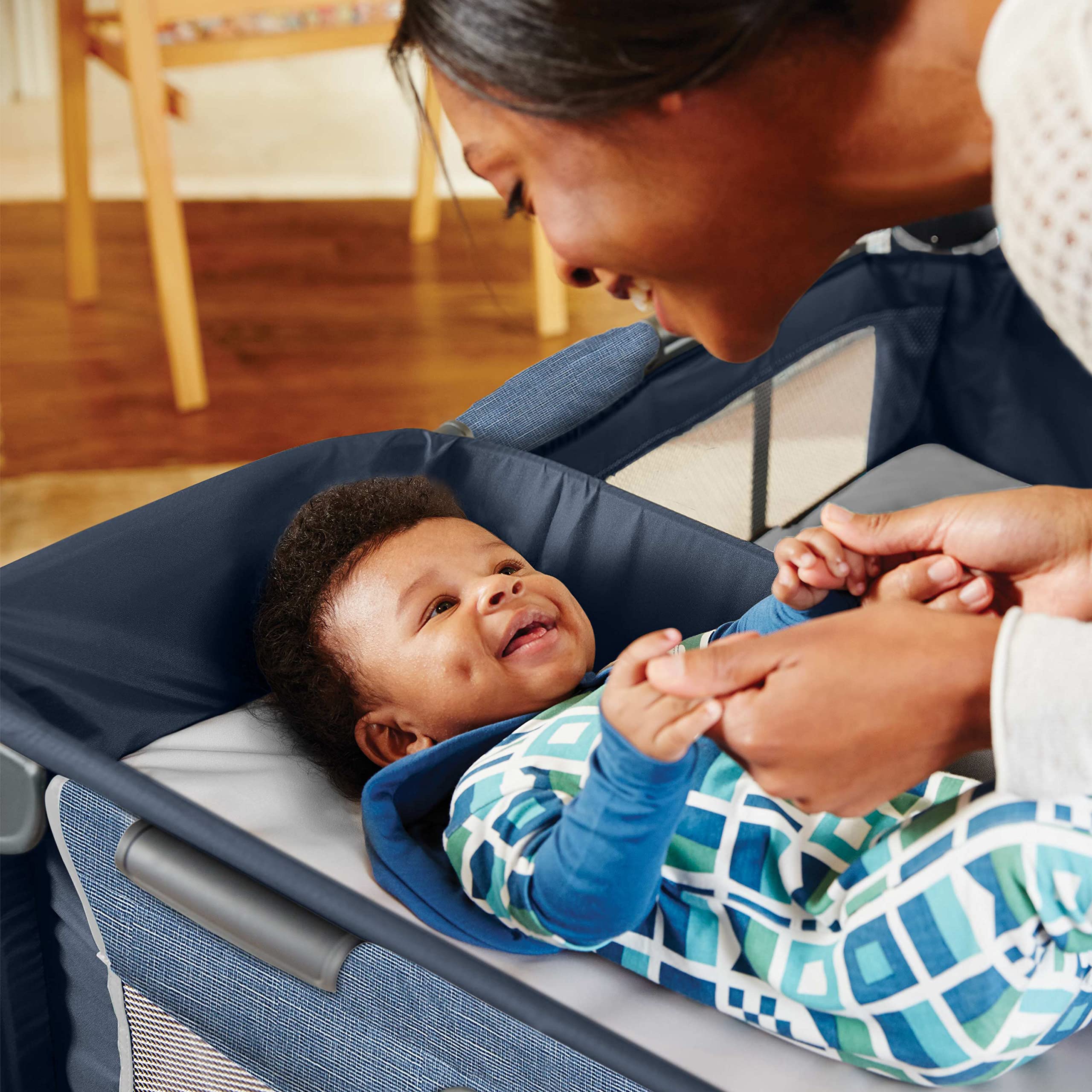1787642797_tjpJvFl7 Pakiet i zabawa Simple Solutions Playard, kamera