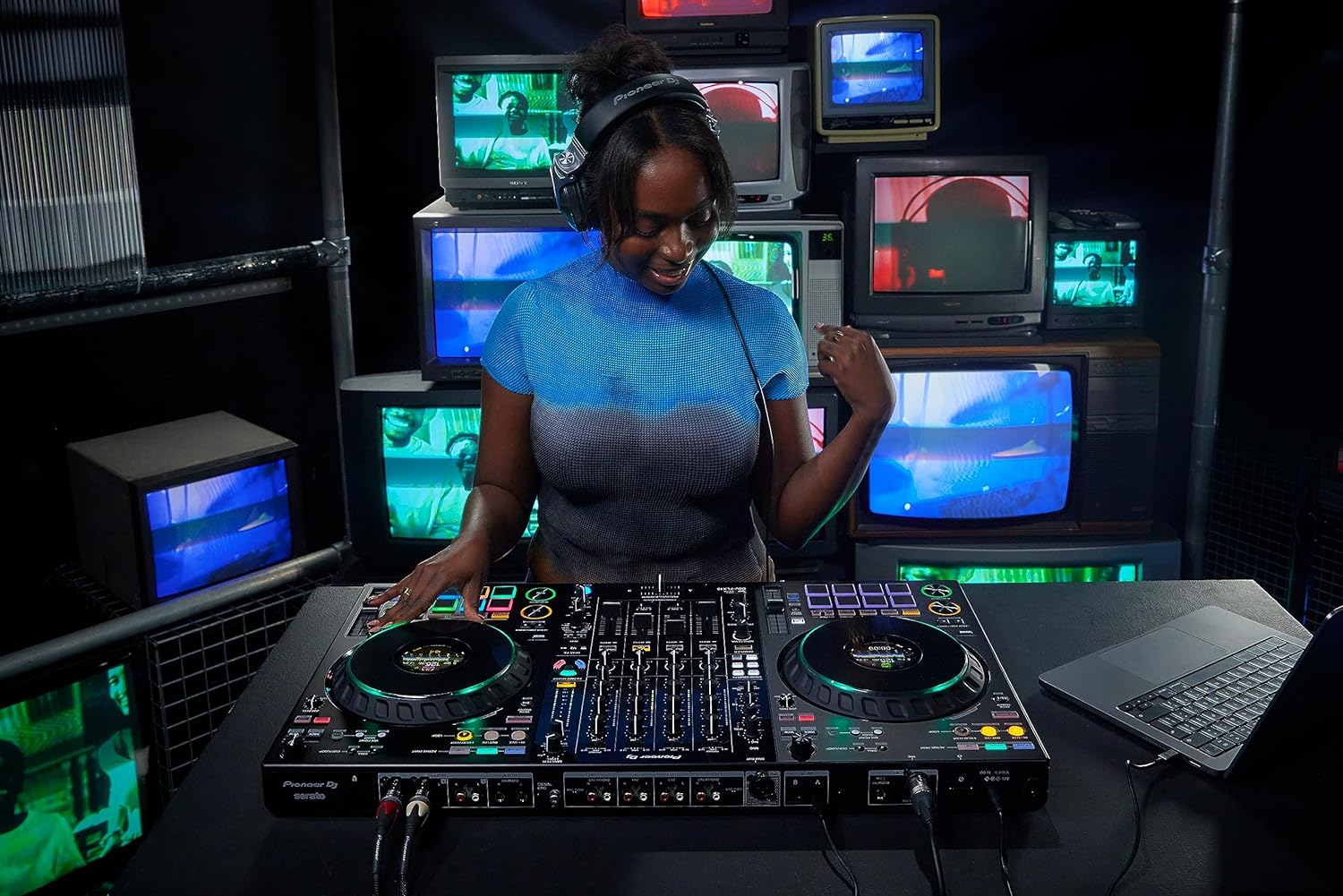1787716226_XbzVen3w DDJ-FLX10 4-platforma Dj Controller