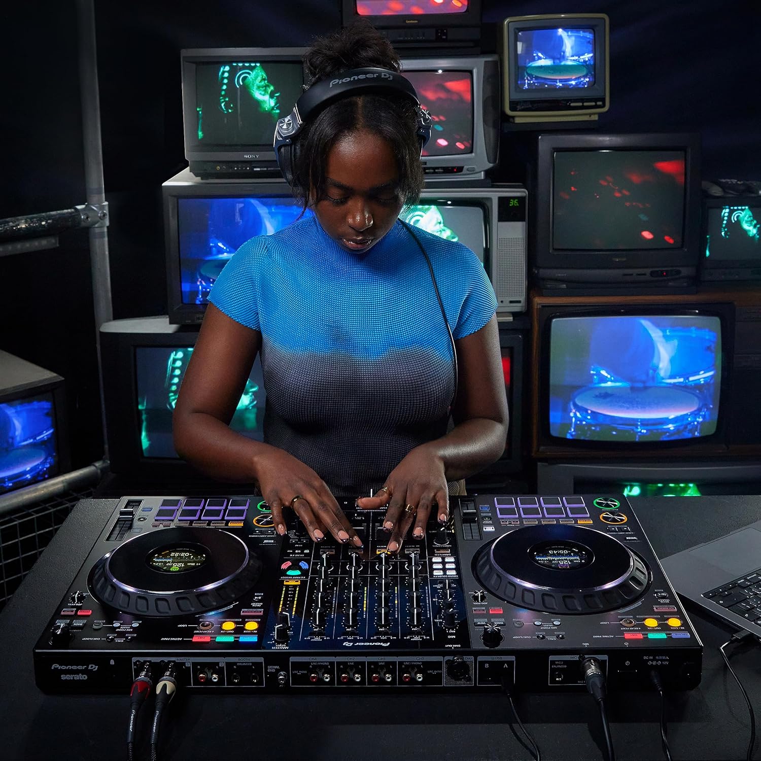 1787716242_RLhR8nCX DDJ-FLX10 4-platforma Dj Controller