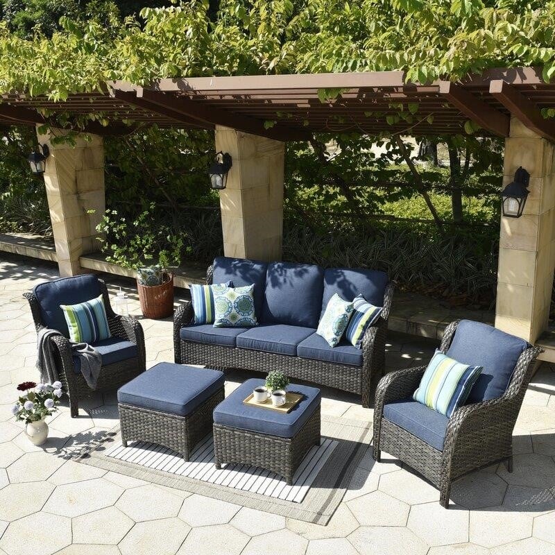 1cc74af7eb09377a1c428c2fb7e22e7272830af0ccf04876115de566f6115c1c Latimer Wicker/rattan 5-osobowy Seating Group z Cushions